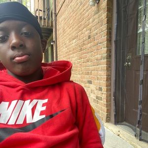 Meet your Posher, Tj